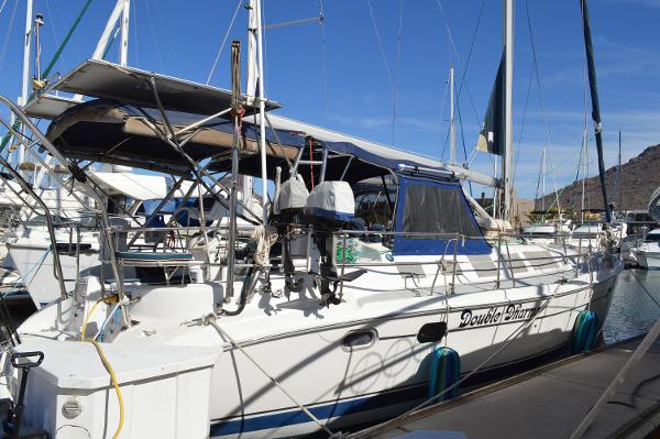 2003 Hunter 466