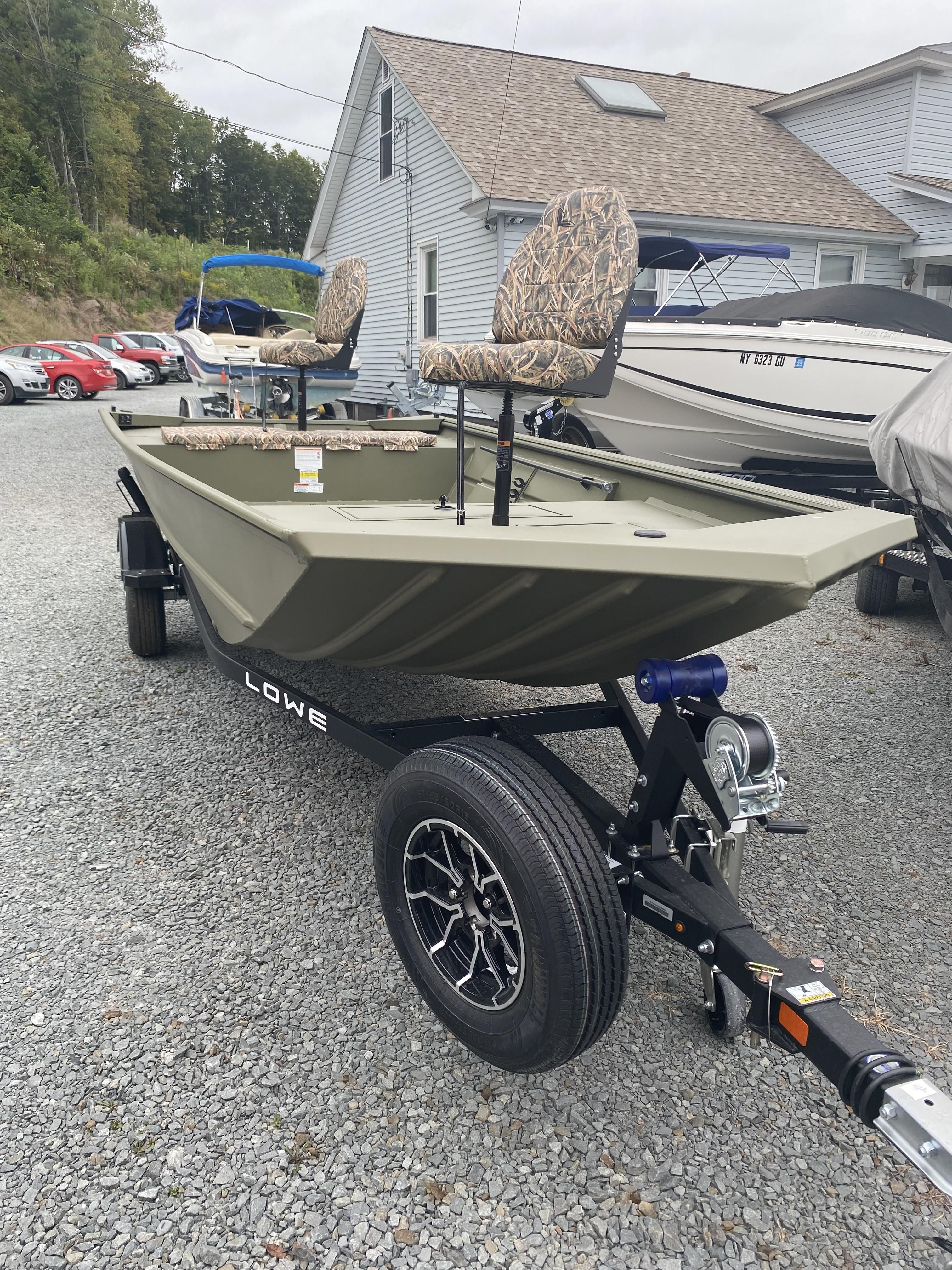 Lowe RX1760