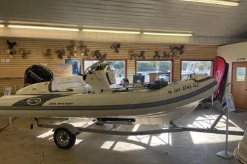 2022 Walker Bay Venture 16