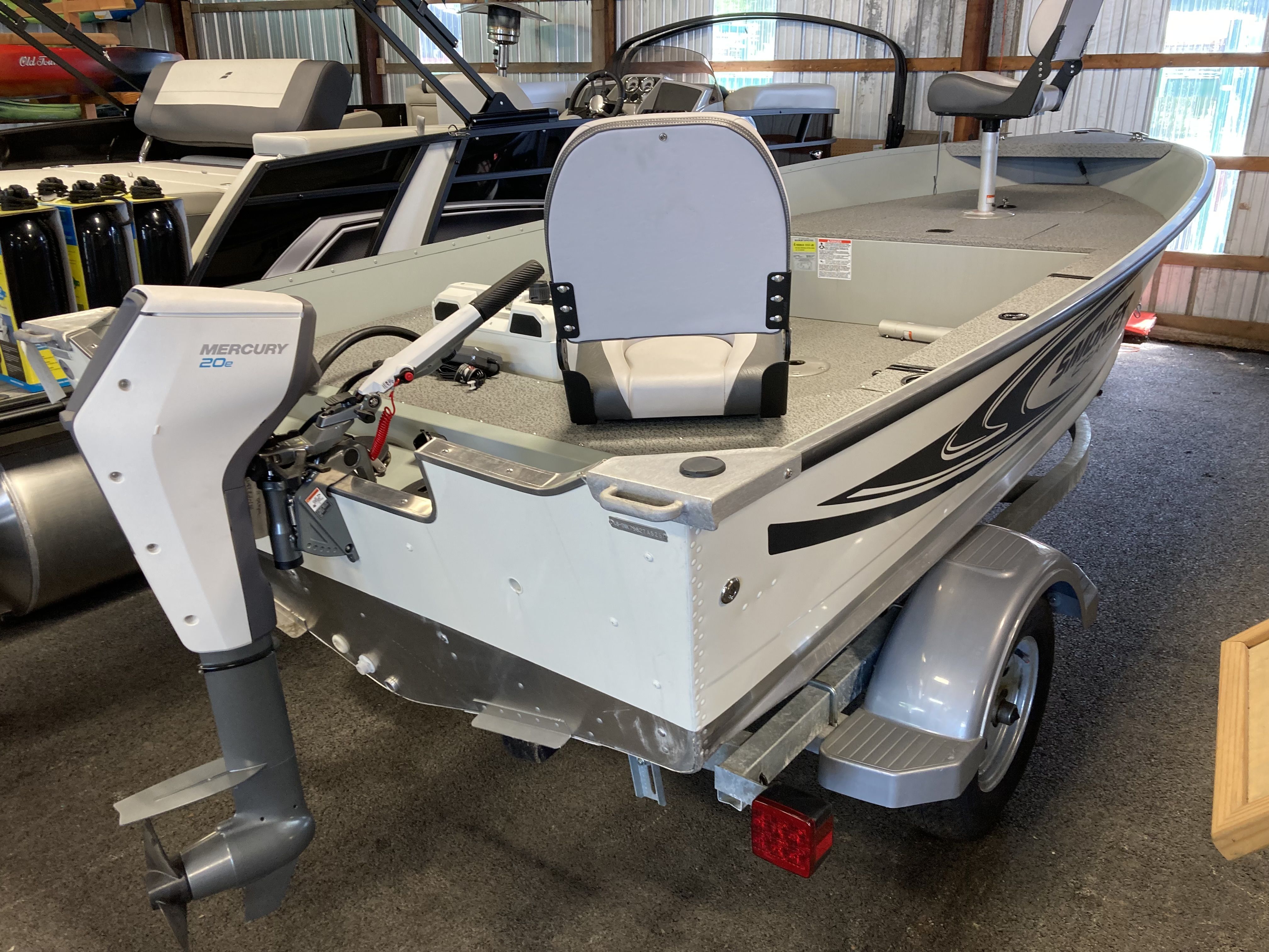 2025 Smoker Craft Angler 14T