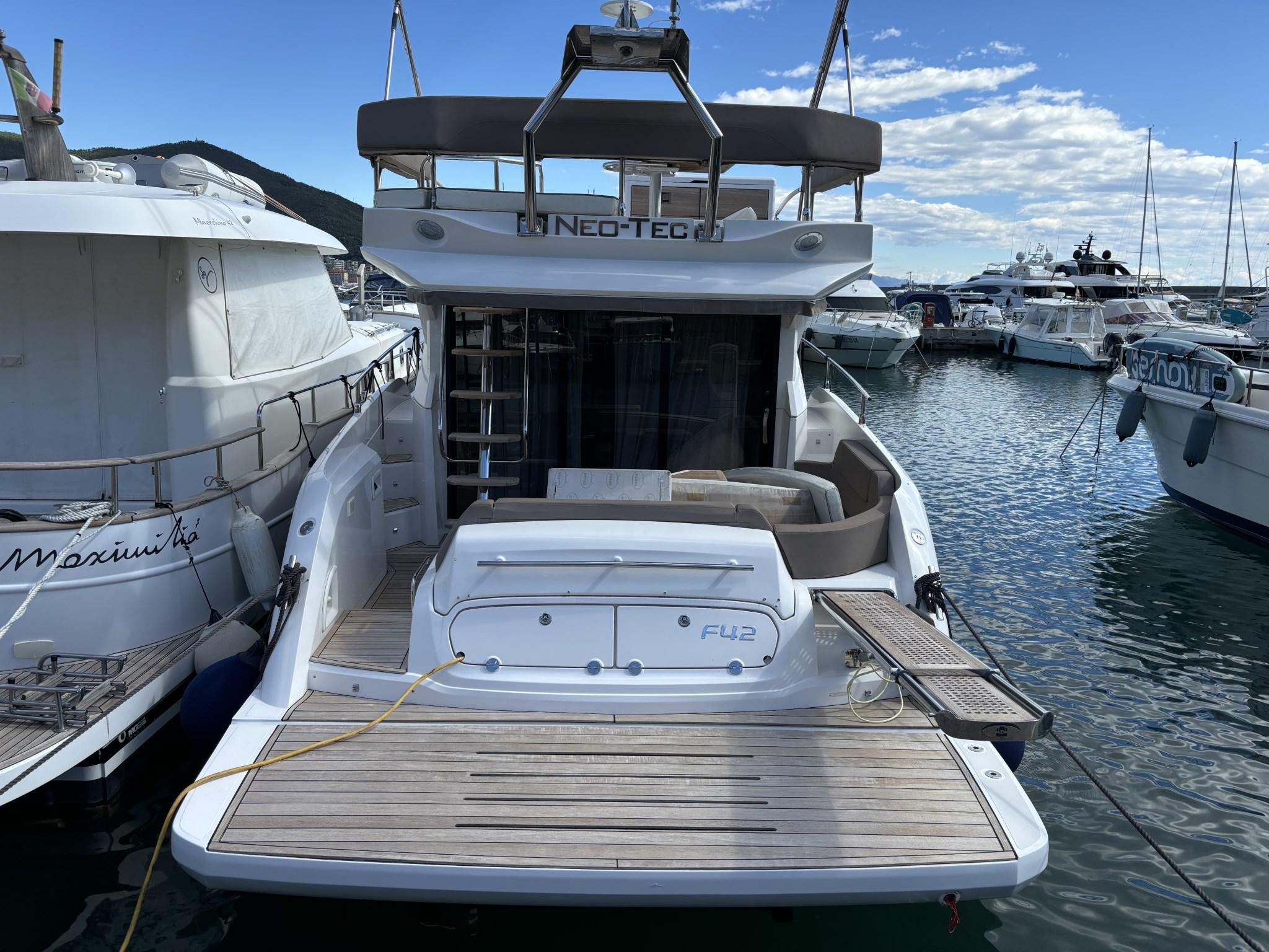 2017 Sessa Marine F42