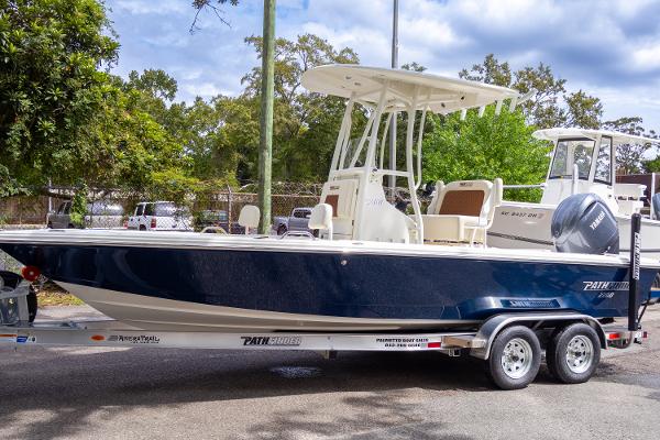 2025 Pathfinder 2200 TRS