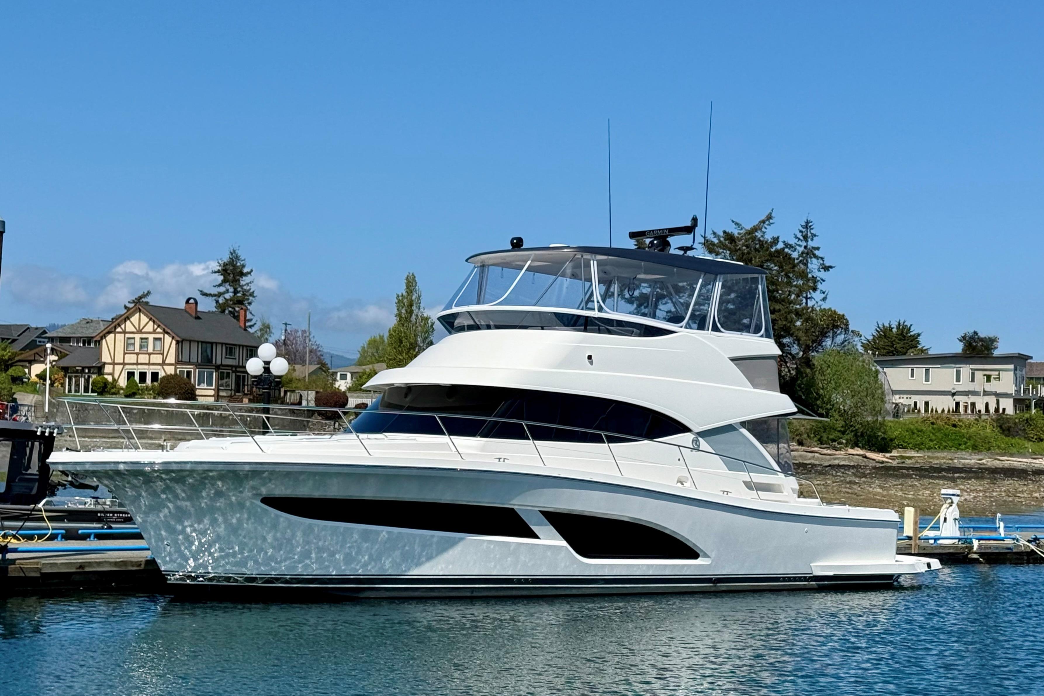 2025 Riviera 46 Sports Motor Yacht