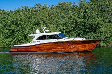 2022 Maverick 50 Sport Yacht