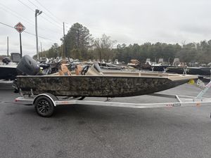 Excel EX 183 Excel EX 183 boat on trailer, 2026 model.