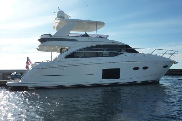 2017 Princess 52