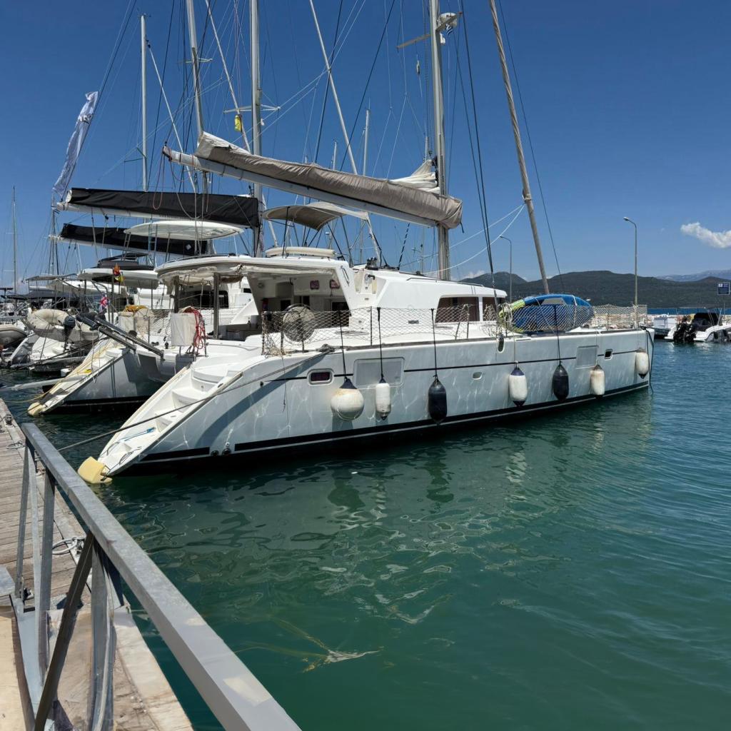 2009 Lagoon 440