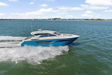 2025 Cruisers Yachts 46 Cantius