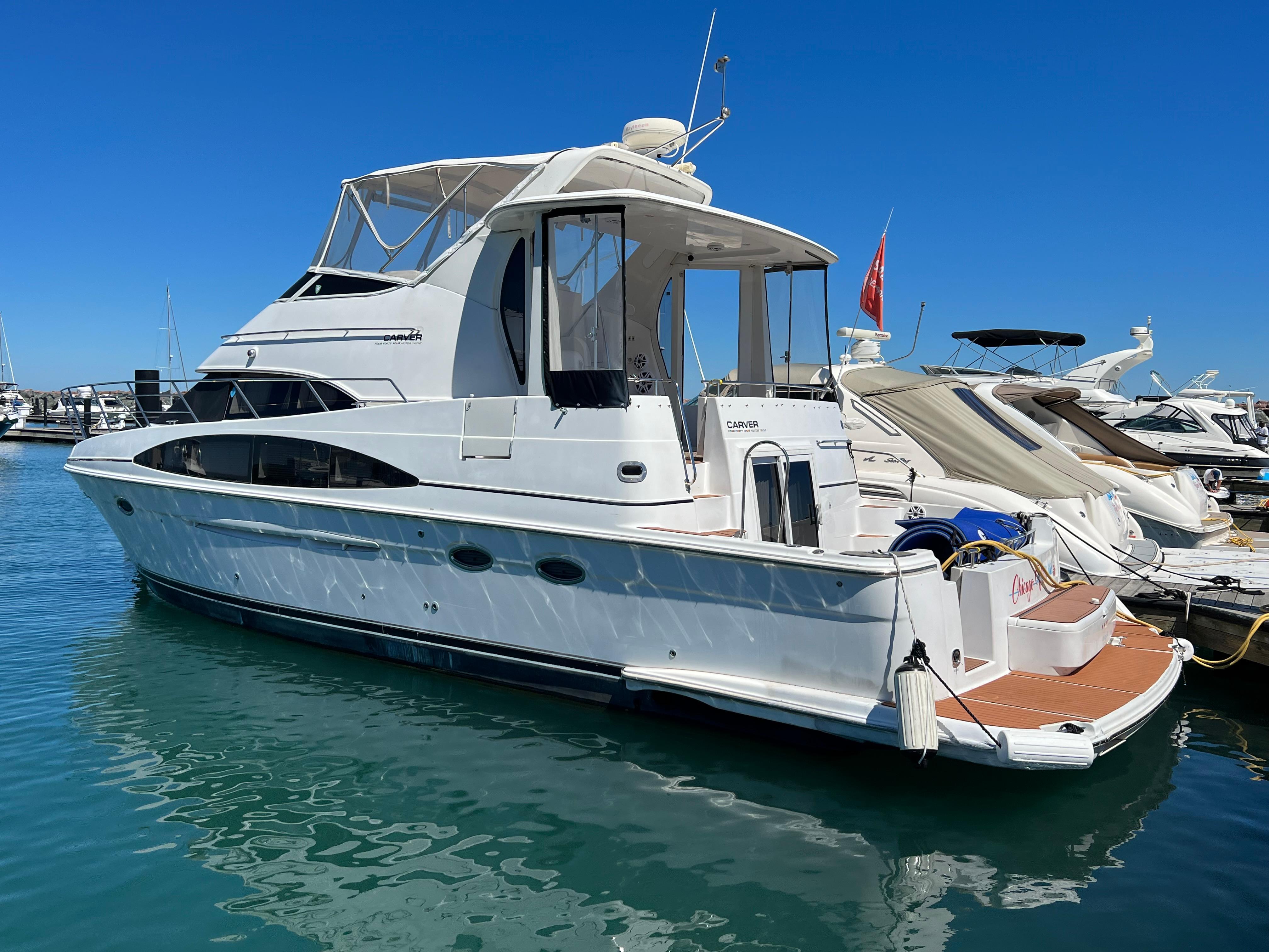 Carver 444 Cockpit Motor Yacht