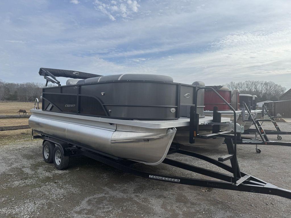 2025 Crest Classic 200 SF Pontoon
