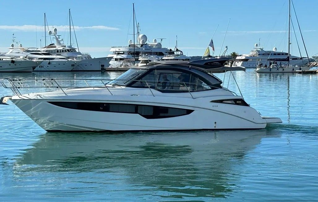 2017 Galeon 335 HTS