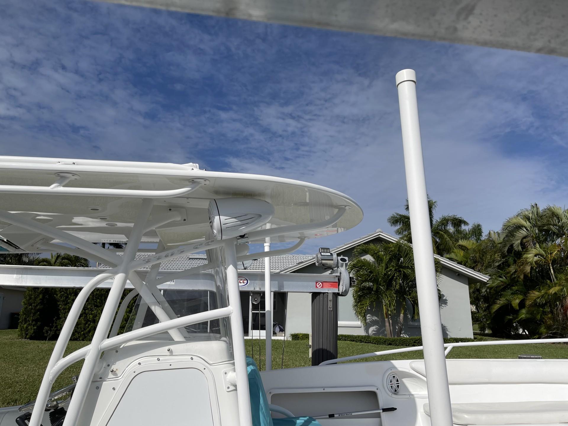 2006 Pro Marine open fisherman