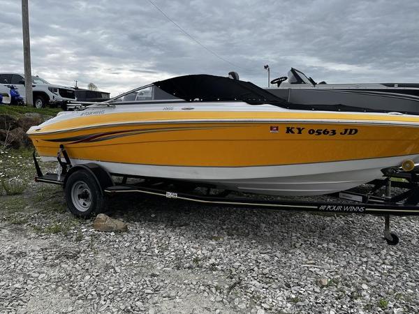 2008 Four Winns 200 Horizon