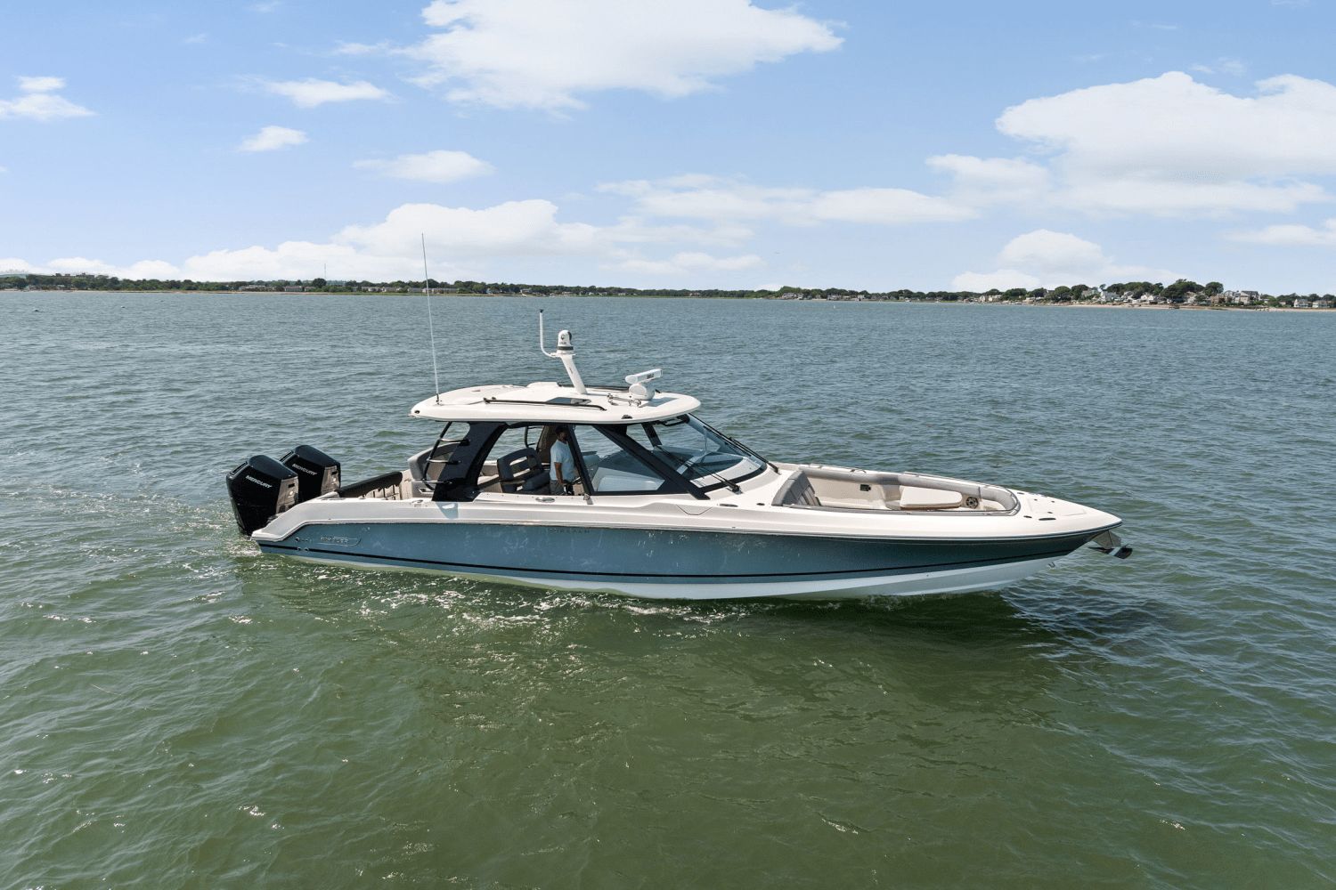2025 Boston Whaler 380 Realm