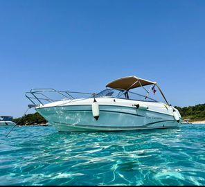 2013 Jeanneau Cap Camarat 6.5 DC