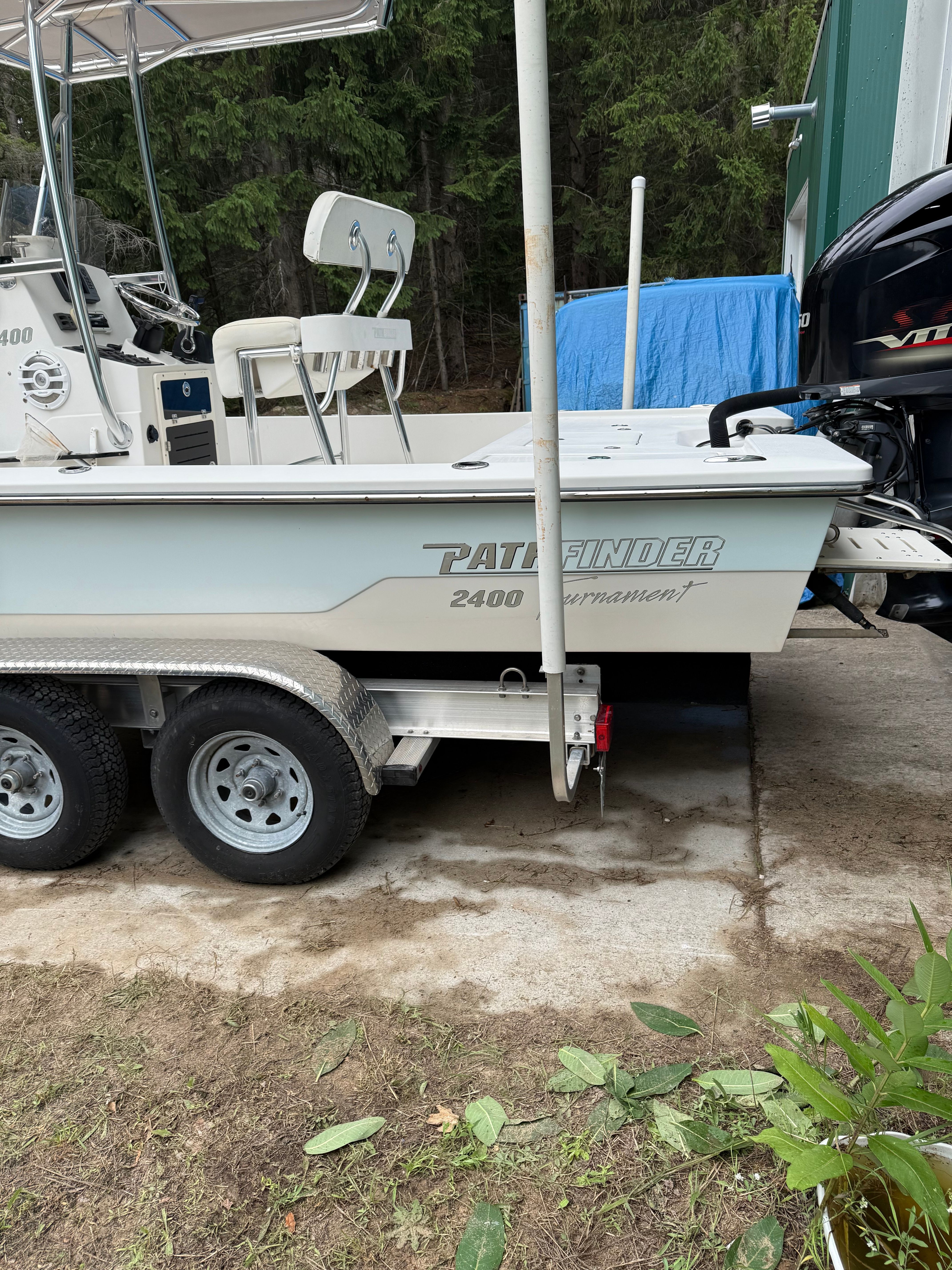 2011 Pathfinder 2400 Tournament Edition