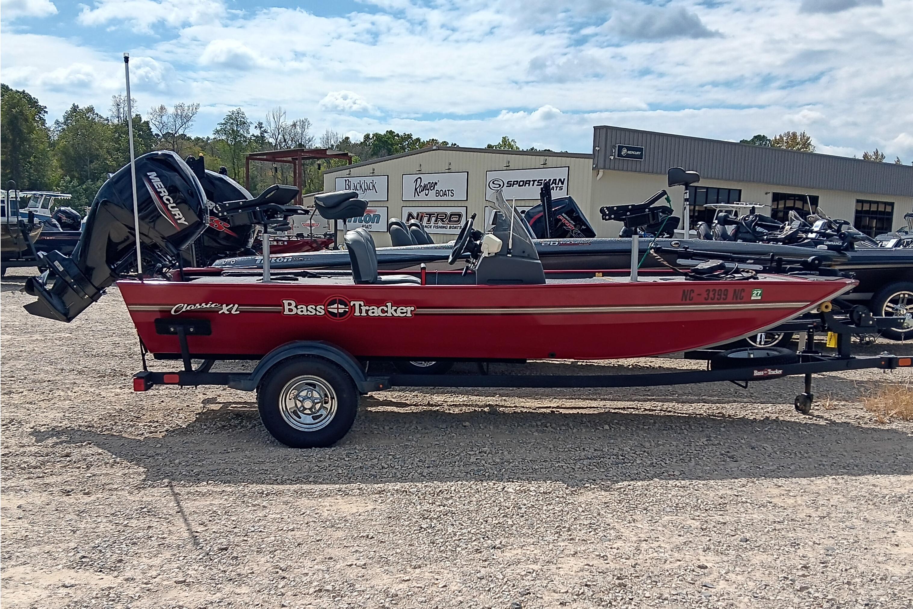 2024 Tracker Bass Tracker Classic XL