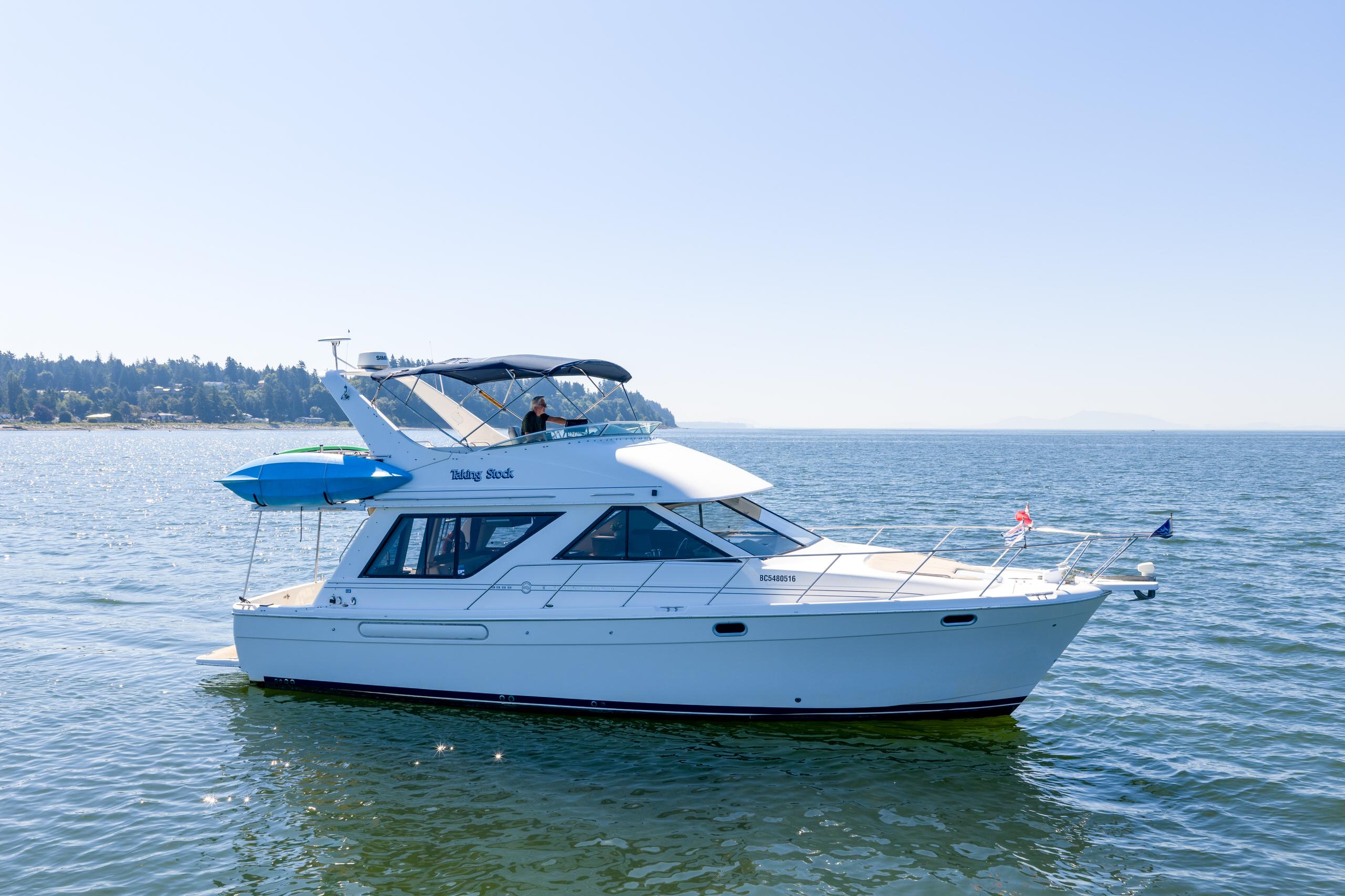 1997 Bayliner 3988