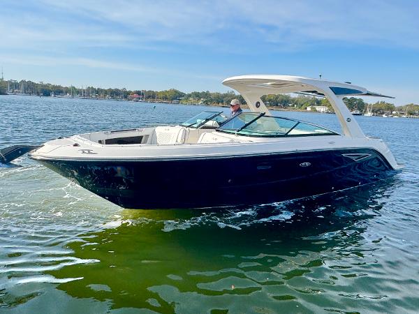 2019 Sea Ray SLX 310