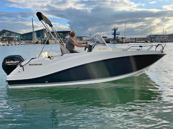 Quicksilver 555 OPEN Activ
