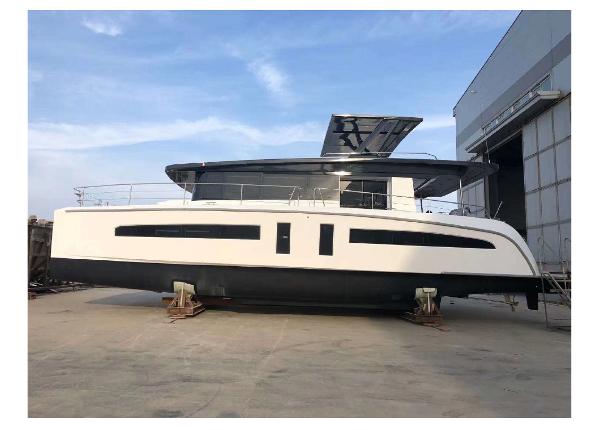 2022 Mazarin 55 Catamaran - Diesel