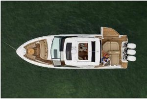 Sea Ray SLX 400 Outboard Aerial view of 2021 Sea Ray SLX 400 Outboard on water.