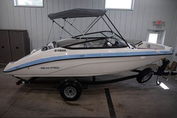 2025 Yamaha Boats SX190