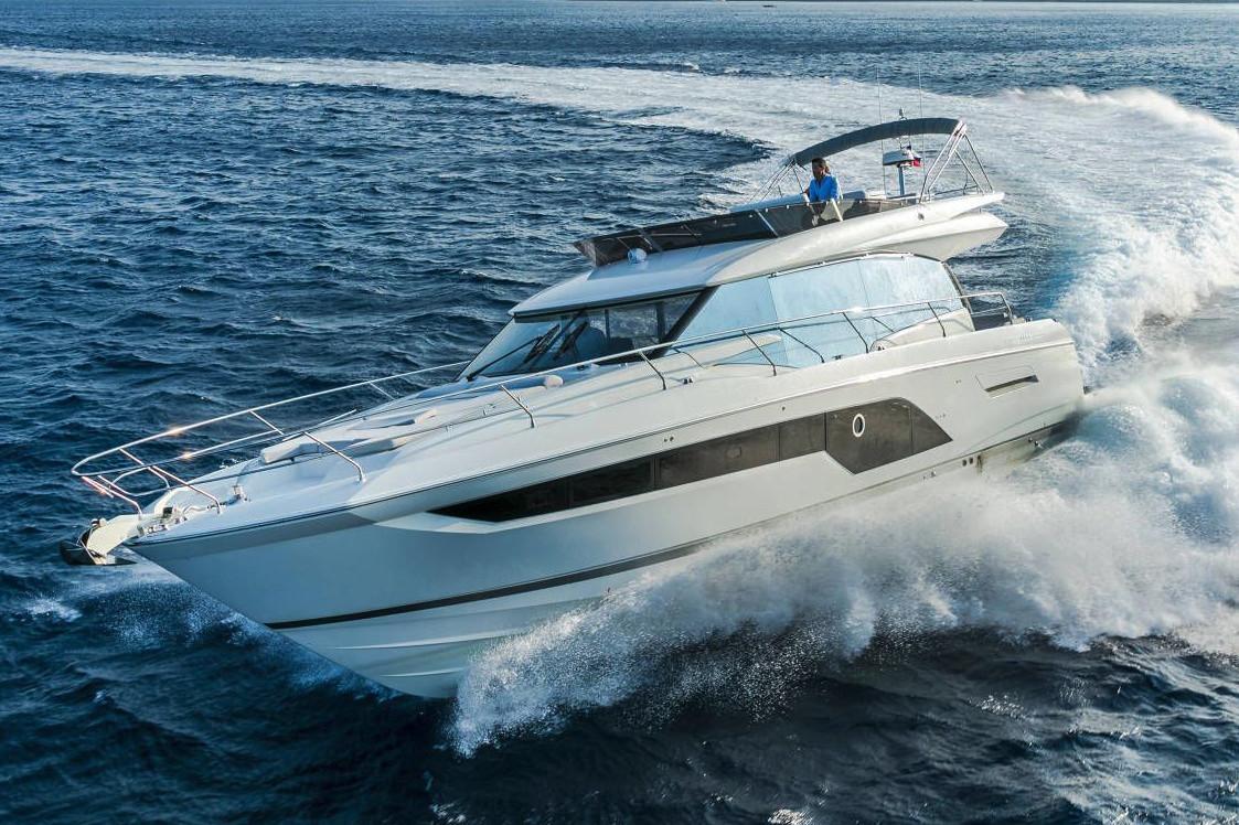 2022 Prestige 590, Barcelona Spain - boats.com