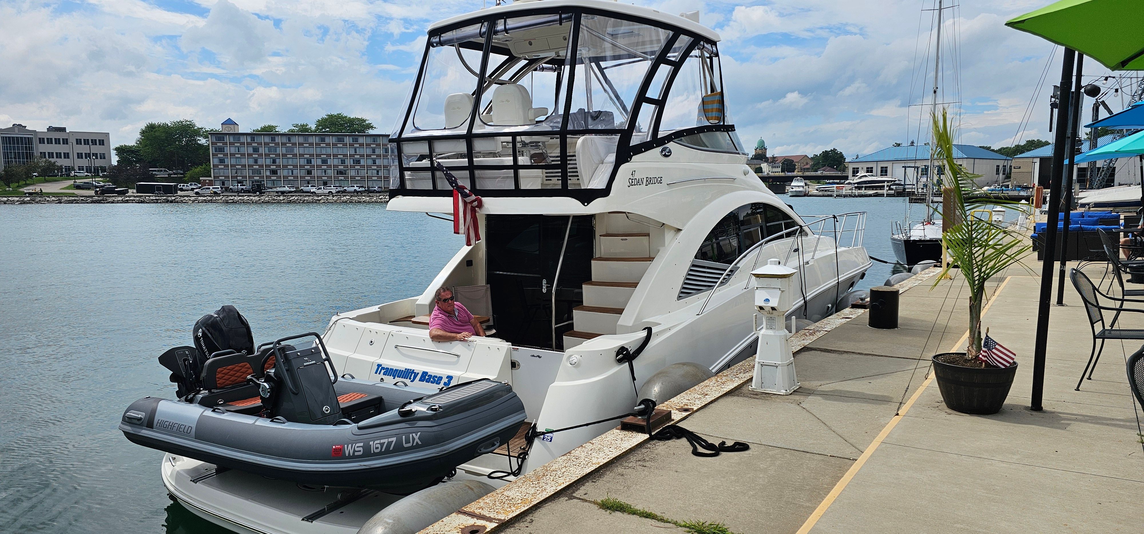 2008 Sea Ray 47 Sedan Bridge
