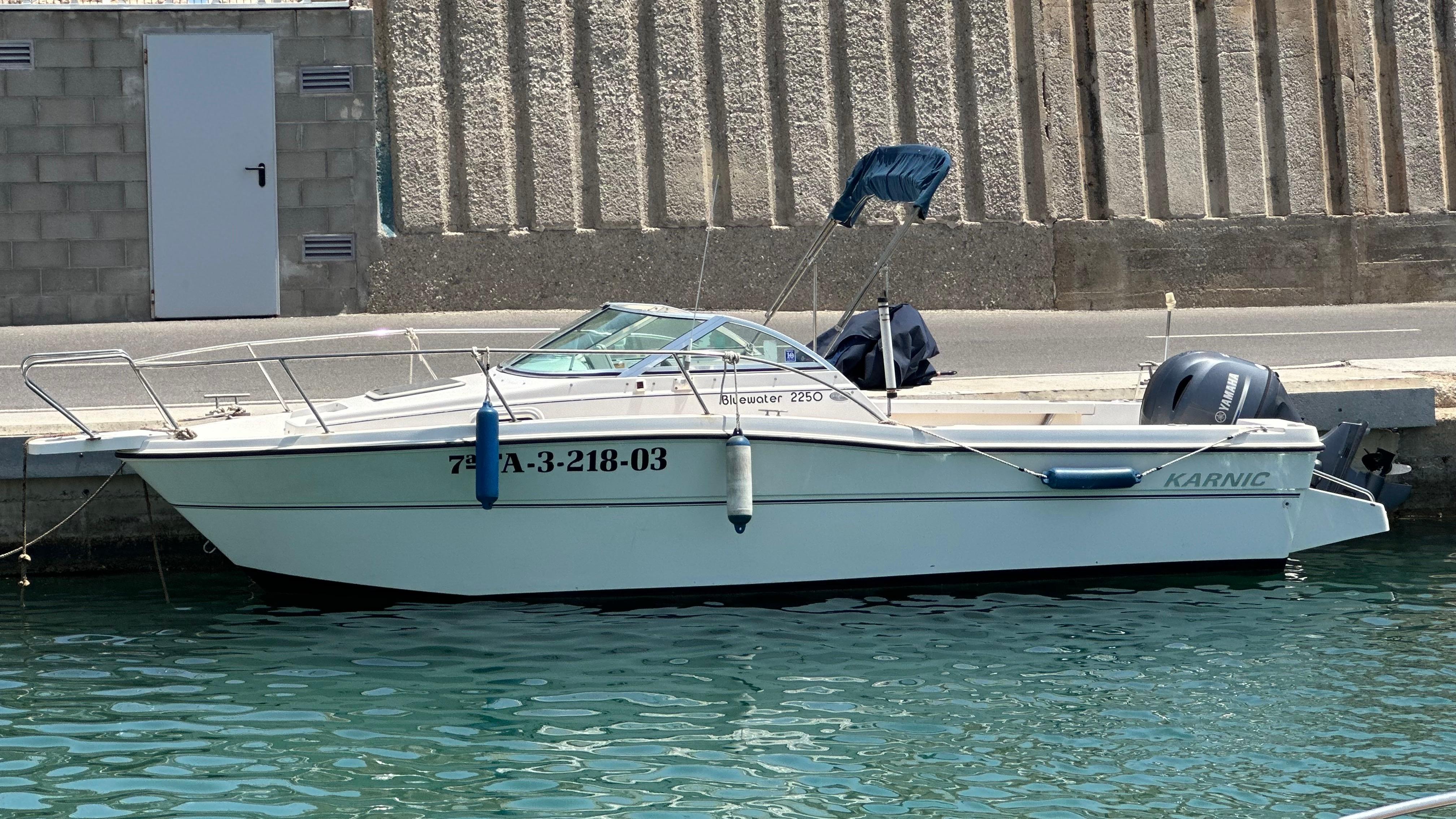 2003 Karnic Bluewater 2250