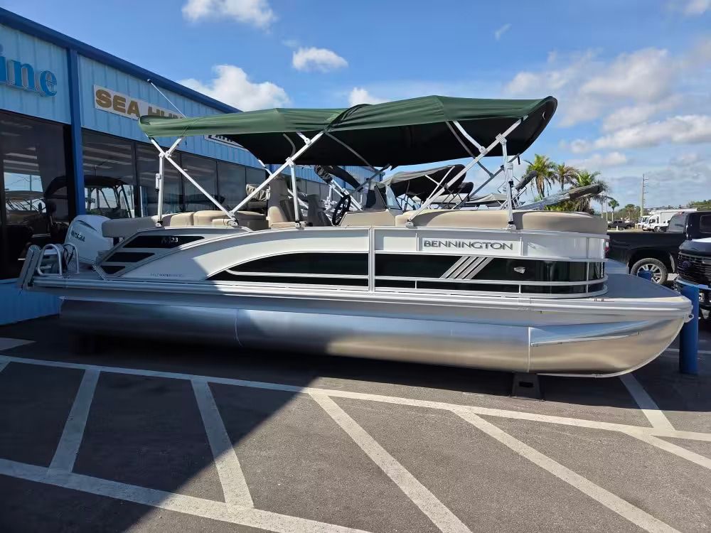 2026 Bennington 23 MOFB