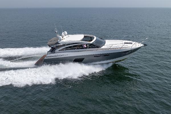 2014 Princess V52