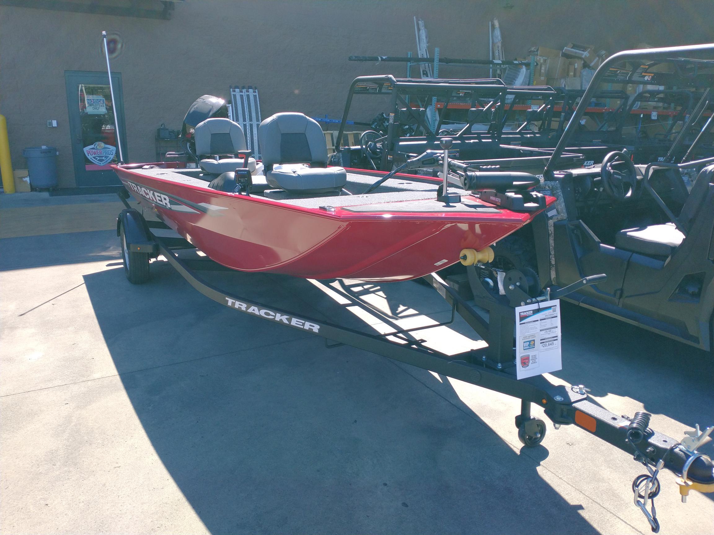 2025 Tracker Panfish 17