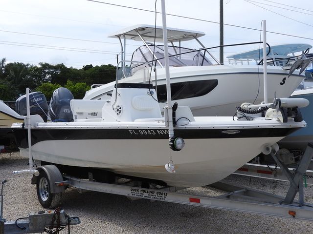 2009 NauticStar 180