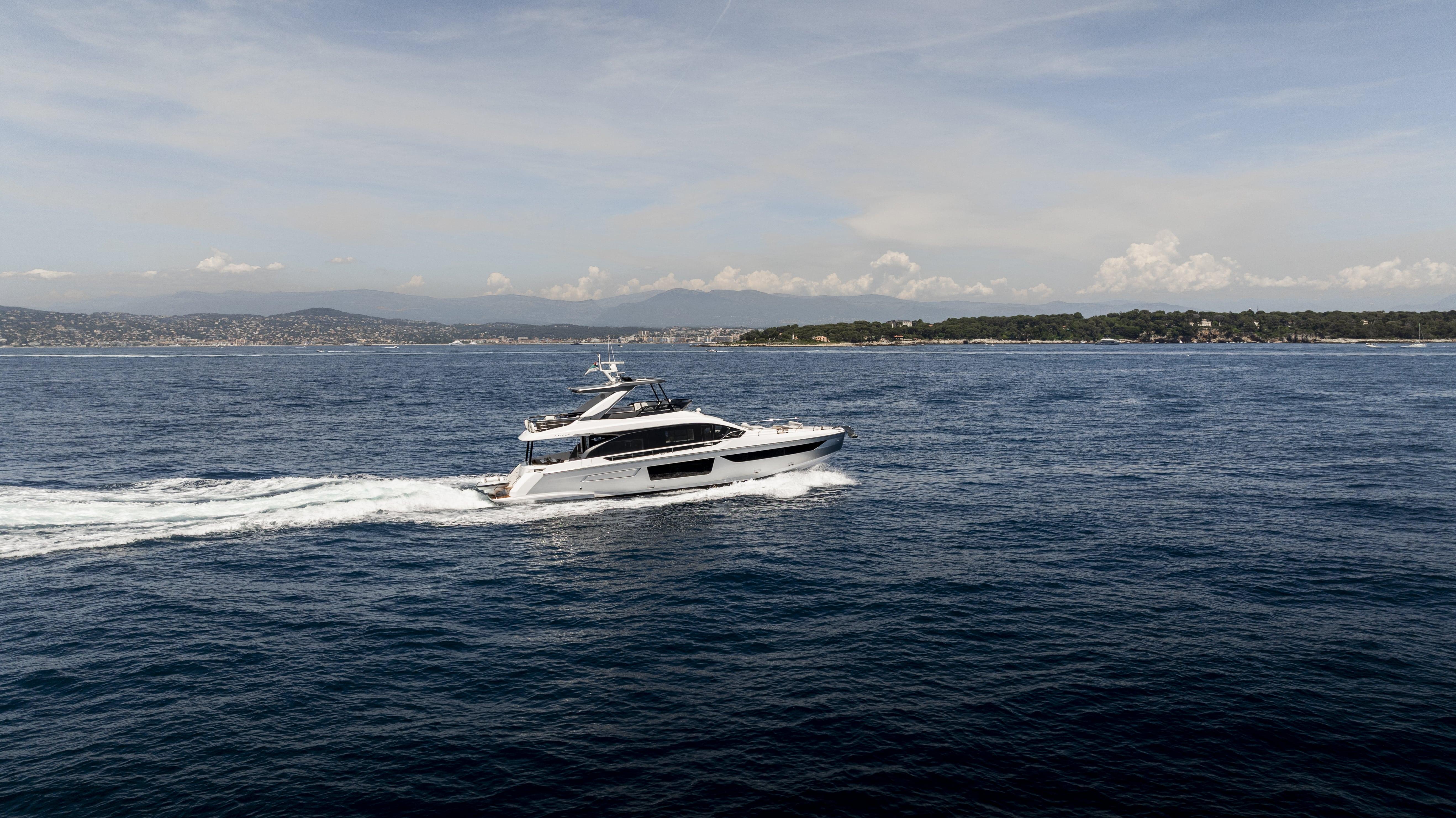 2023 Azimut Fly 68