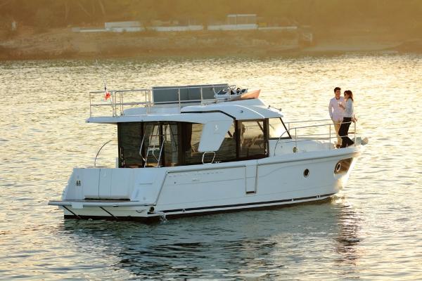 five affordable trawlers under 40 feet - boats.com