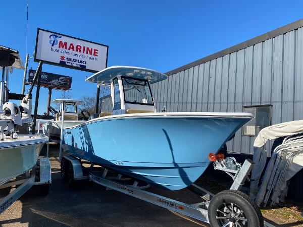 2025 Sportsman Open 212 Center Console