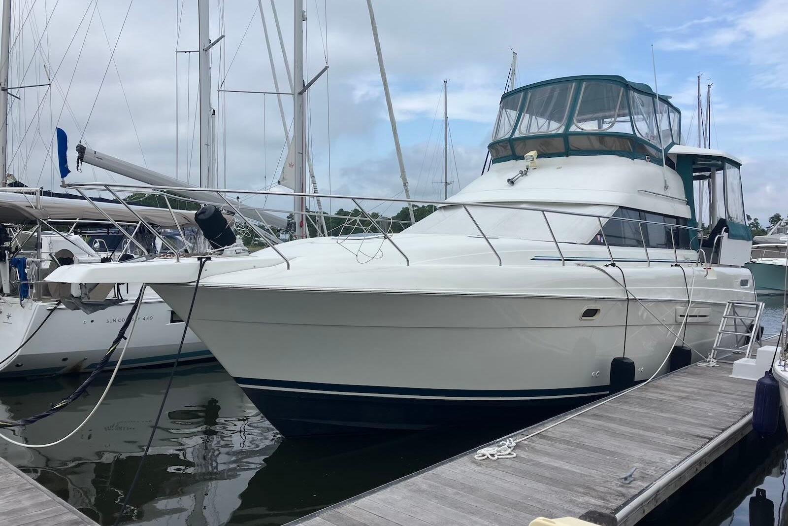 1994 Silverton 41 Aft Cabin