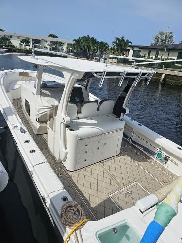 2016 Edgewater 360CC