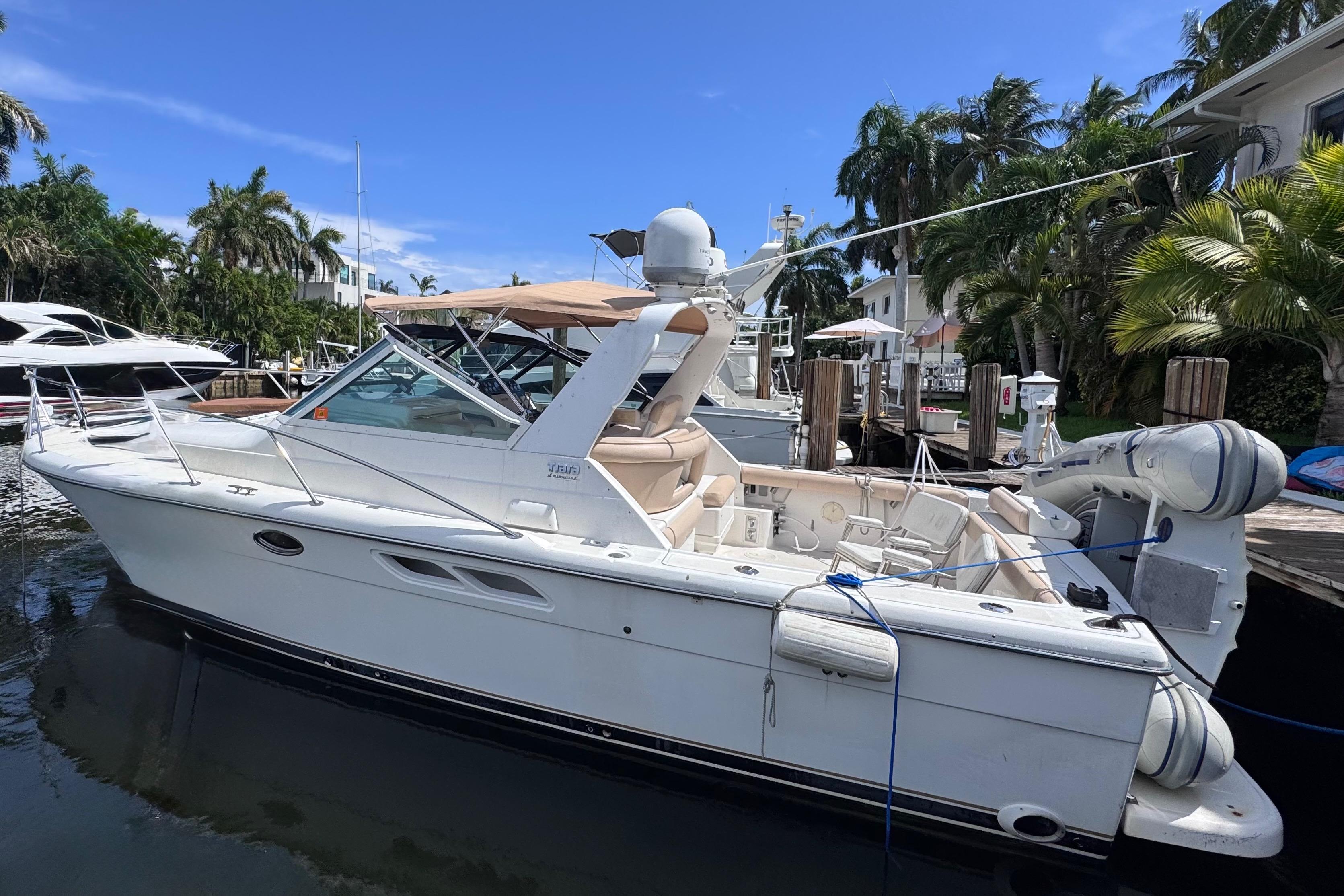 2001 Tiara Yachts 3100 Open