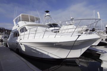 2005 Navigator 4400 Pilothouse