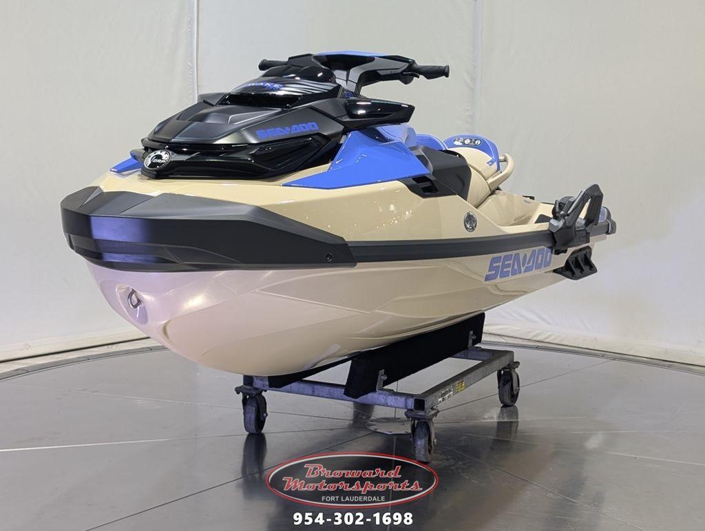 2025 Sea-Doo WAKE™ PRO 230