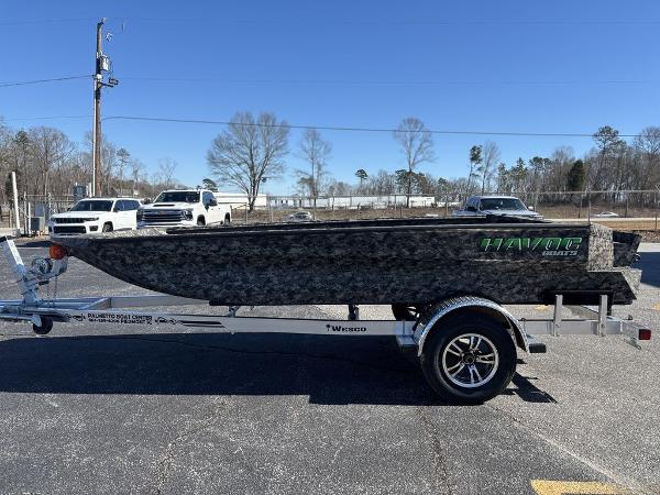 Havoc 1656 VJST 2025 Havoc 1656 VJST boat on trailer, parked in outdoor lot.