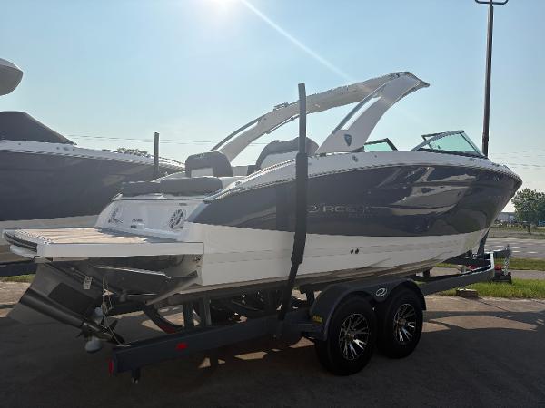 2025 Regal LS9 Surf