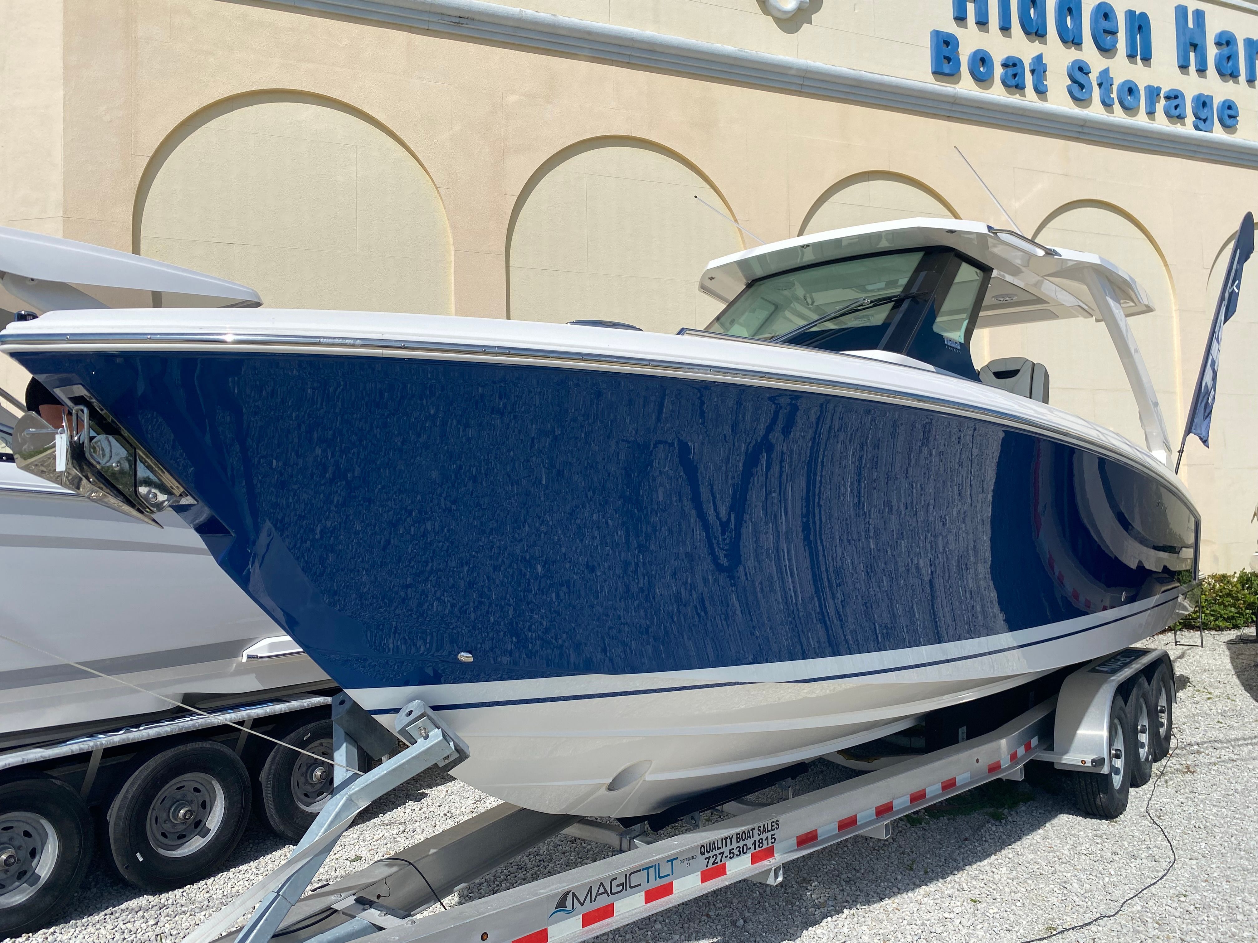 2025 Tiara Yachts 34 LS