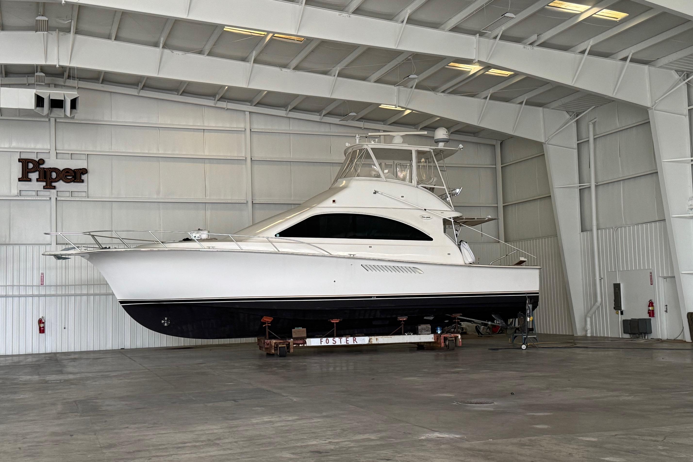 Ocean Yachts 46 SS 2005 Fifth Ocean Yachts 46 SS in a spacious indoor storage facility.