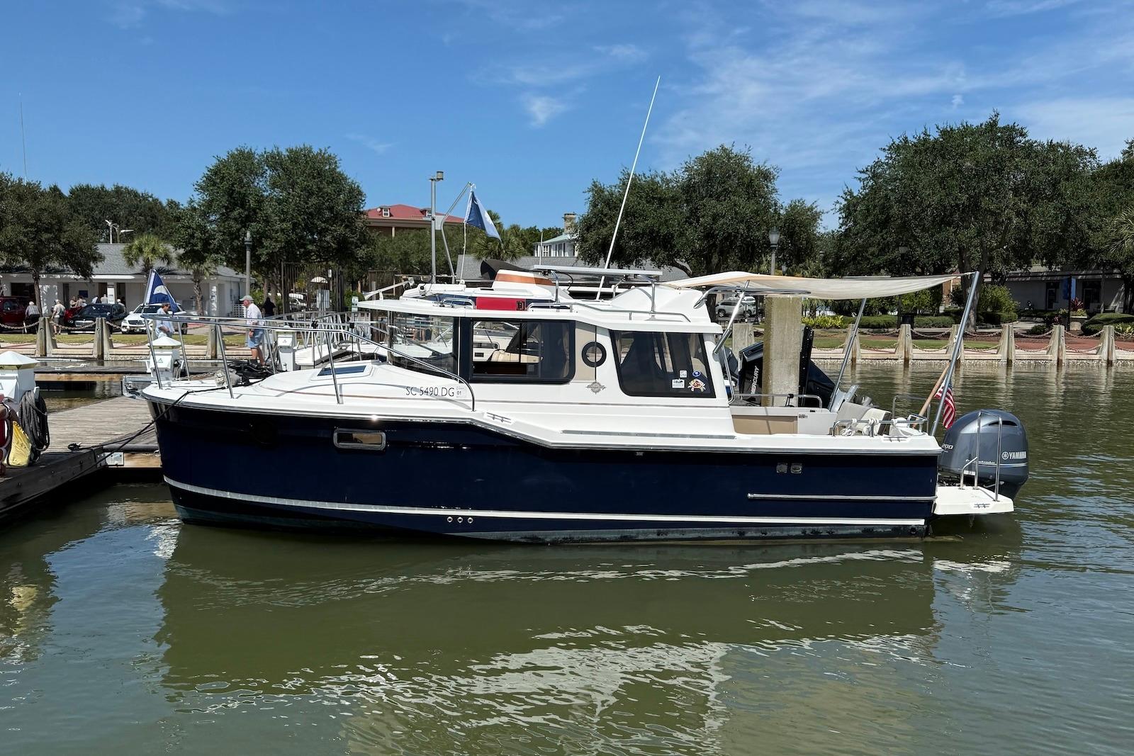 2017 Ranger Tugs R-23