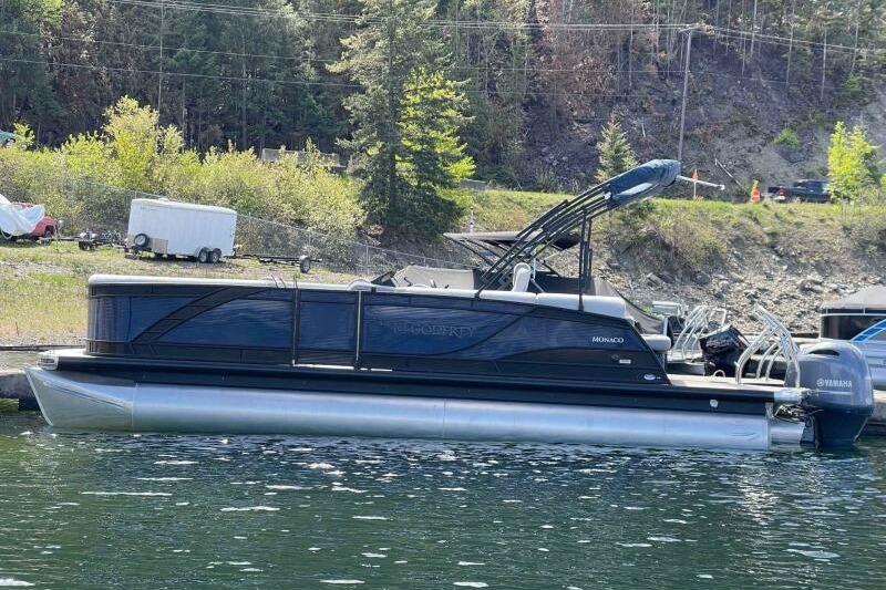 2024 Godfrey Mc 235 C GTP