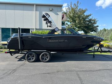 2024 MasterCraft NXT23