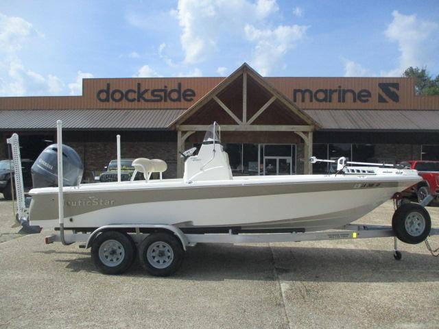 2017 NauticStar 2140 Sport